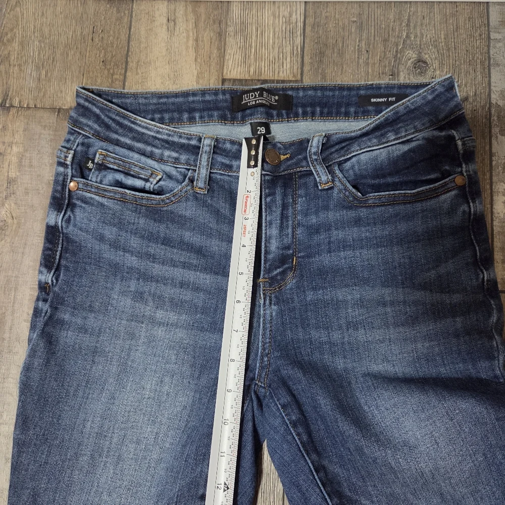Judy Blue Jeans, Size 29, Distressed without Holes - Picture 3 of 5